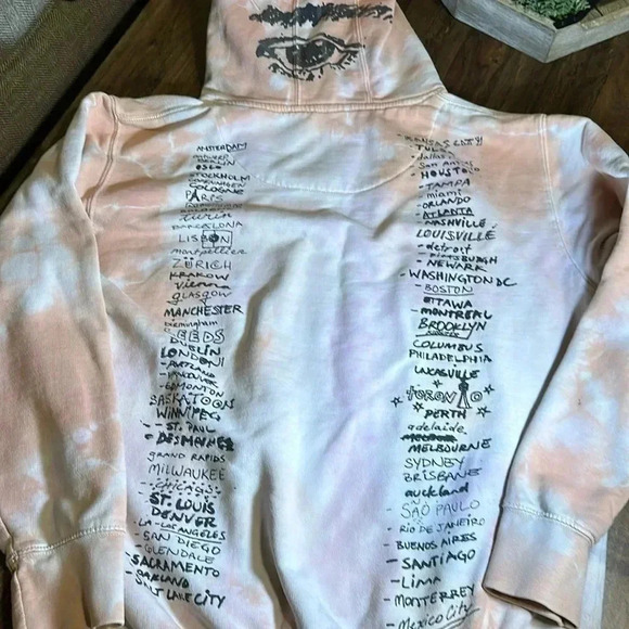 SHAWN MENDES EMBROIDERED MERCH THE TOUR CONCERT PULLOVER SWEATSHIRT MED - Picture 10 of 12